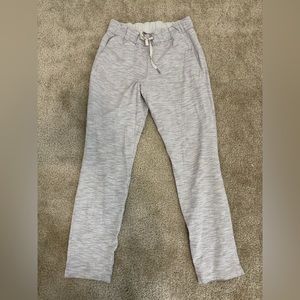 light grey lulu lemon leggings. size small.